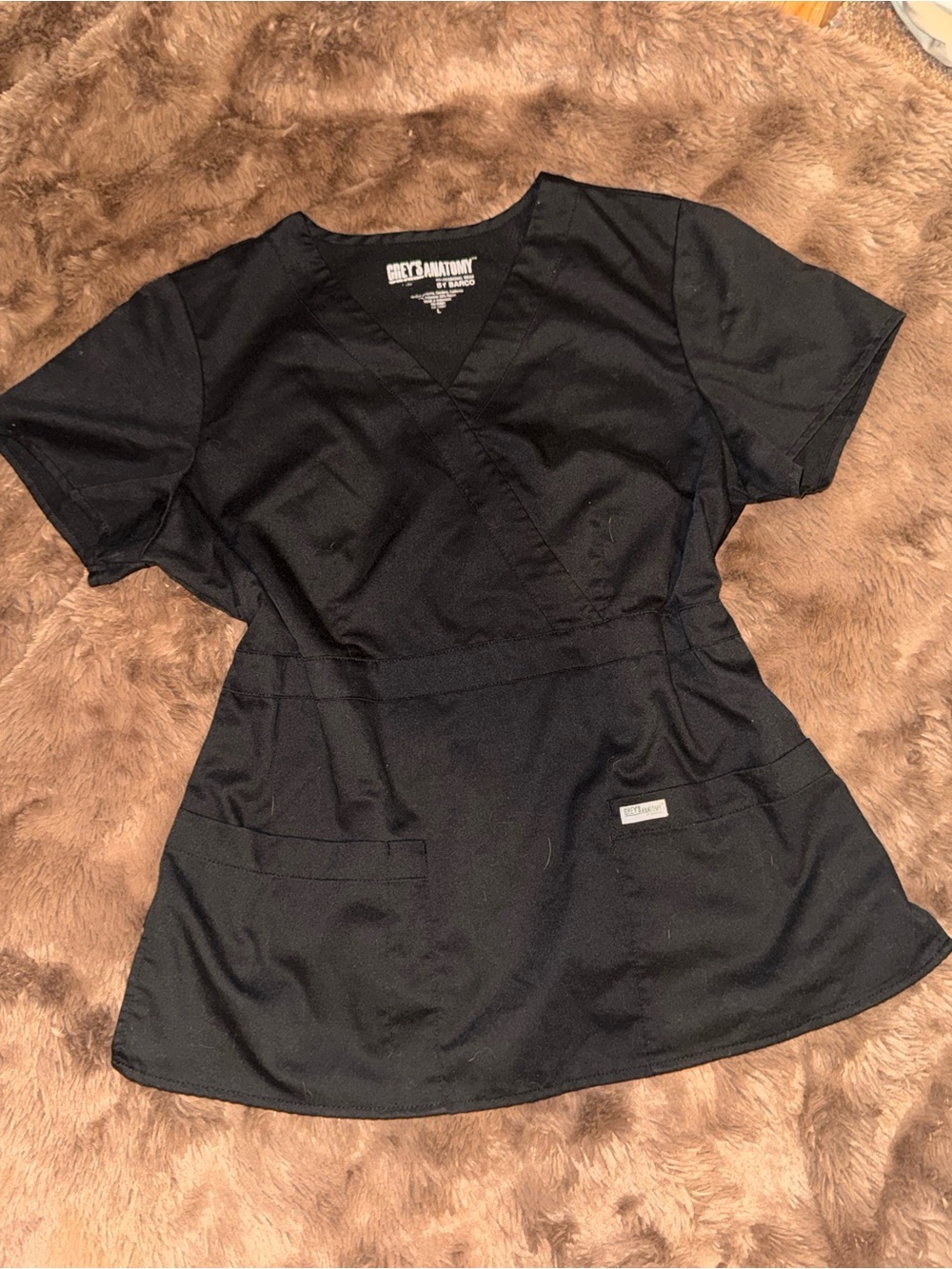 Grey's Anatomy Black V-Neck Scrub Top size Large